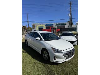 Hyundai Puerto Rico Hyundai Elantra 2019 con 31,200 millas