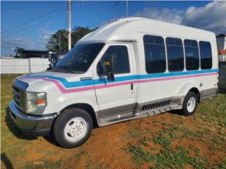 Ford Puerto Rico F450 2013  11 pasajero ms ranpa de inpedido