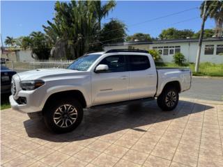 Toyota Puerto Rico Tacoma 2023 15,300 millas 