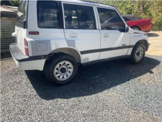 Suzuki Puerto Rico SUZUKI VITARA 1996 STD LLAMA!!!