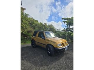 Suzuki Puerto Rico Geo traker 4x4 1998
