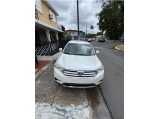 Toyota Puerto Rico Highlander 2013; 72k M, excelentes condicione
