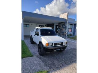 Isuzu Puerto Rico Isuzu std 4x4 ready pa traspaso? $2800