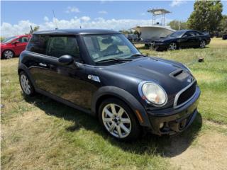 MINI  Puerto Rico Mini cooper 2012 S Aut 2,600 