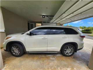 Toyota Puerto Rico Toyota Highlander XLE 2014 millaje 117,000 