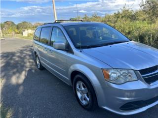 Dodge Puerto Rico Dodge grand caravan 2012 80,000 millas $4,500