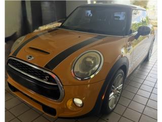 MINI  Puerto Rico Mini cooper S anaranjada