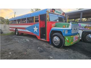 scholl bus , Ford Puerto Rico