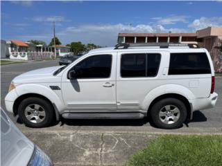 Nissan Puerto Rico Nissan Pathfinder 2006 con aire 4 puertas 