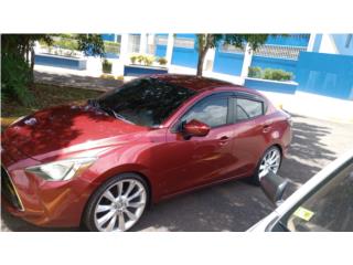 Toyota Puerto Rico Yaris 2016 $9,700 Aros Tesla 78k