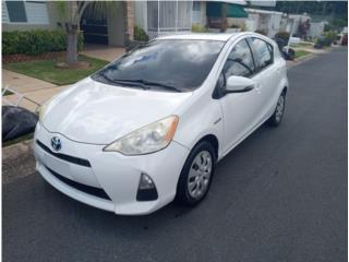 Toyota Puerto Rico Prius C 2013