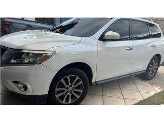 Nissan Puerto Rico Se vende Pathfinder 2014- Blanca- Tres filas