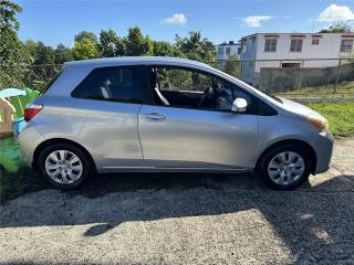 Toyota Puerto Rico Toyota yaris 2012 std uso diario!