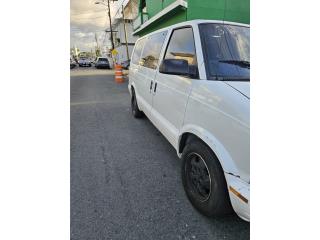 Astro van 2003, Chevrolet Puerto Rico