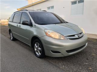 Toyota Sienna , Toyota Puerto Rico
