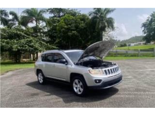Jeep Puerto Rico Jeep Compass 2011 muchas piezas nuevas 