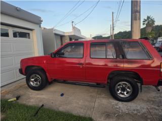Nissan Puerto Rico Pathfinder 1993 XE  4�2 std