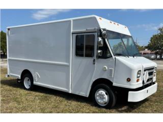 FreightLiner Puerto Rico 2004 Freightliner MT45 Cummins Disel 5.9L