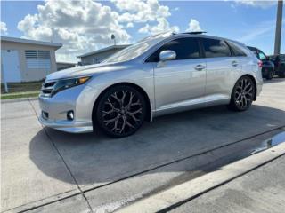 Toyota Puerto Rico Toyota Venza 2010 con solo 74,000 millas