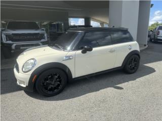 MINI  Puerto Rico Mini Cooper S 2011