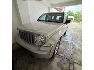 Jeep Puerto Rico Jeep Liberty Sport 2009 Poco Millaje - $4,900