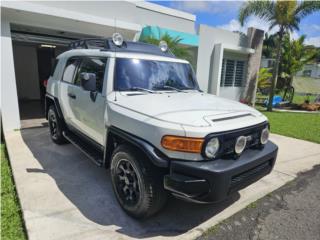 Toyota Puerto Rico FJ Cruiser 2011