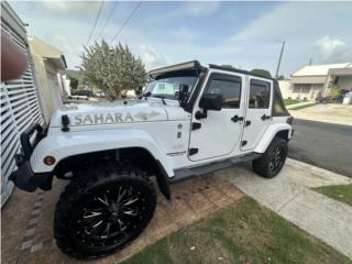 Jeep Puerto Rico Jeep Sahara 2011 con 34,400 millas 