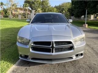 Dodge Puerto Rico Dodge Charger RT 2014  En buenas condiciones 