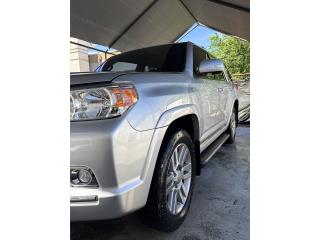 Toyota Puerto Rico 4runner limited 2011 poco millaje est� de man