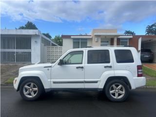 Jeep Puerto Rico Jeep Liberty 2009 4X4- $6,000 - poco millaje