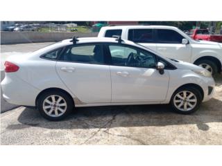 Ford Puerto Rico Ford Fiesta 2013 80,000 millas 3,800