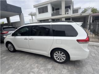 Toyota Puerto Rico Guagua Sienna 2013