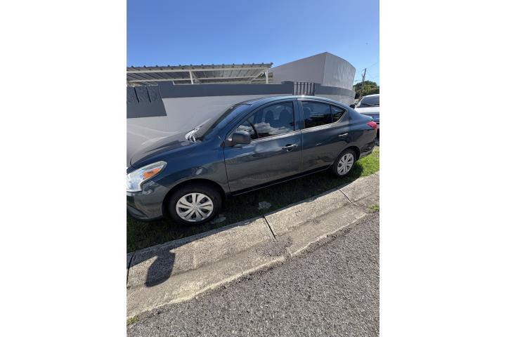 Nissan Versa del 2015