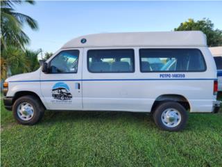 Ford Puerto Rico Ford Van con rampa hidraulica 
