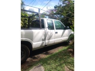 GMC Puerto Rico GMC S10 .4cili a�o 2000 . precio 1900 aut  