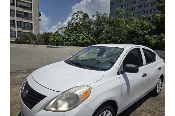 Nissan Versa del 2014