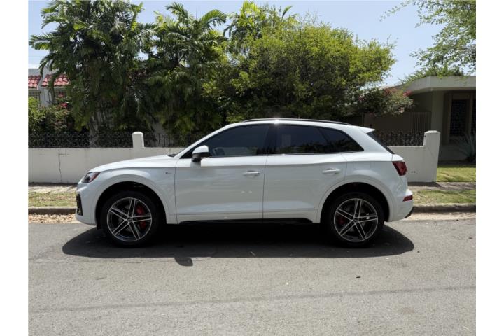 2024 Audi Q5 Carbon Fiber Limited