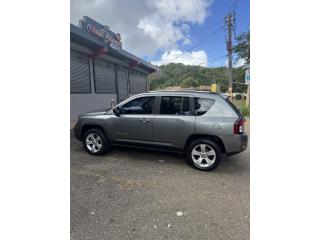 Jeep Puerto Rico Jeep compass 2014 en muy buenas condiciones 