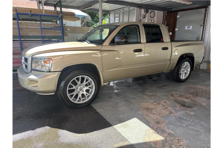 2011 Dodge Dakota Quad Cab
