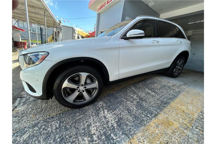 2016 Mercedes-Benz GLC 300