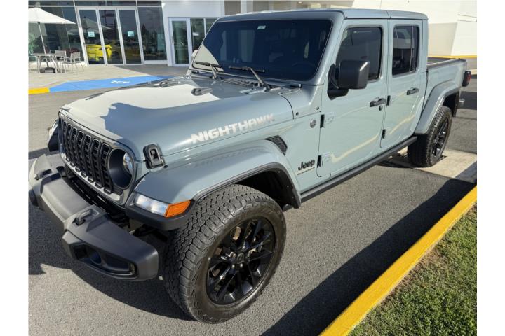 Jeep Gladiator Nighthawk 2024