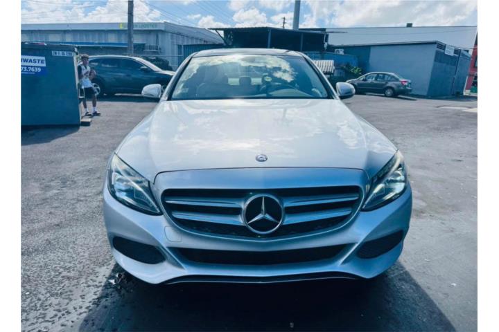 2017 Mercedes-Benz C300