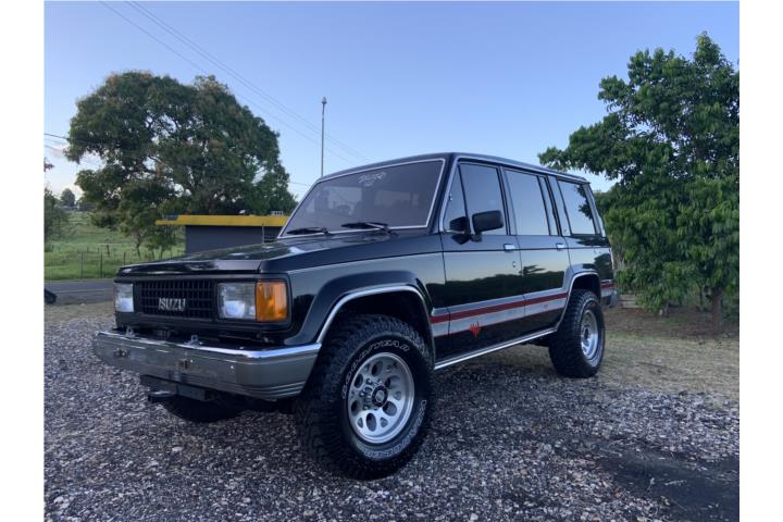 Isuzu Trooper 1989