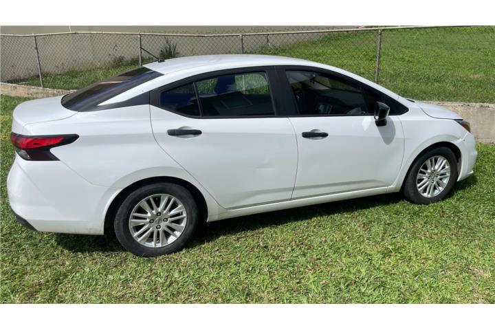 Nissan Versa del 2021