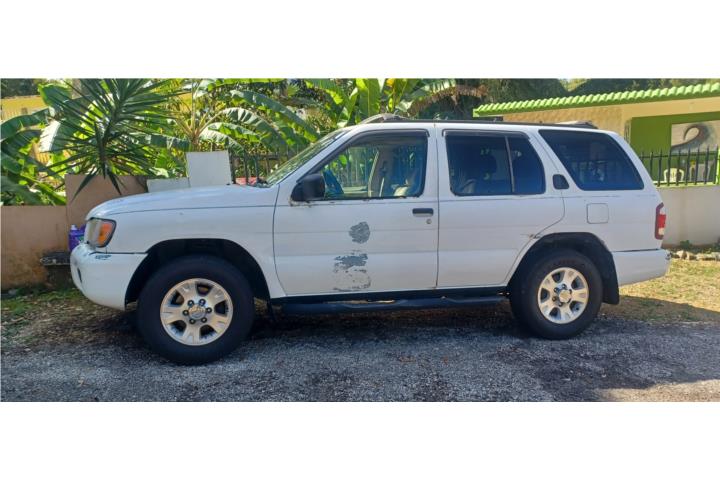 Nissan Pathfinder del 1999