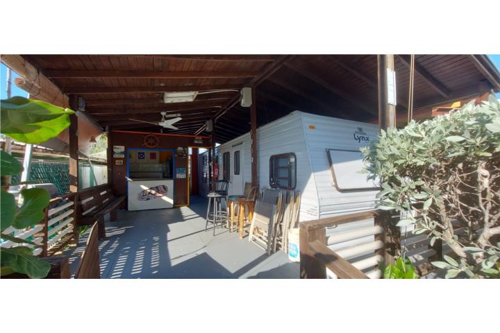 Camper Prowler GT Fleetwood 30' con terraza 1991