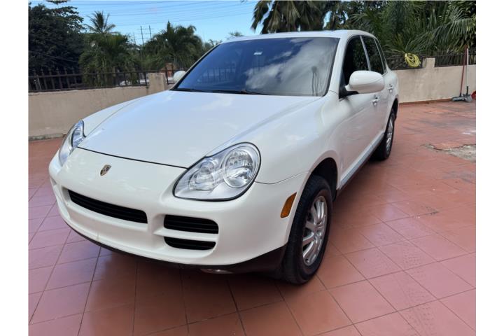 2004 Porsche Cayenne