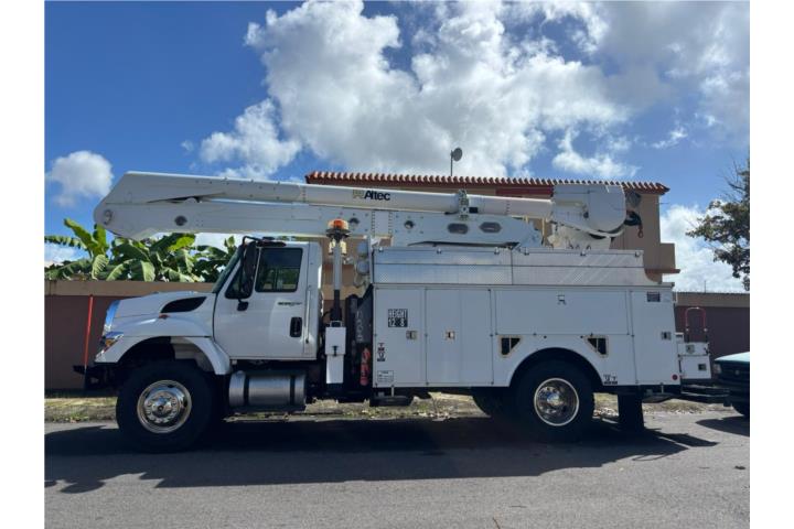 Freightliner 2014, Bucket Truck 60'