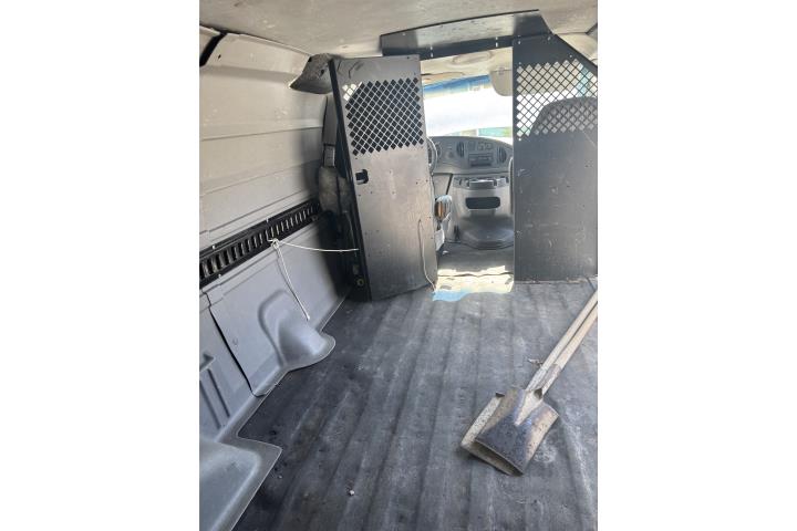 Ford E-250 Van del 2007
