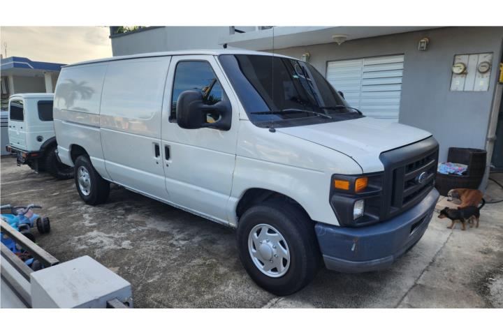 Ford E-250 Van del 2011